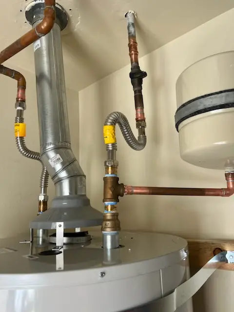 Water heater installation and plumbing repair in Carole Acres